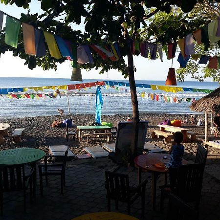 Barracuda Beach Hostel Амед Экстерьер фото