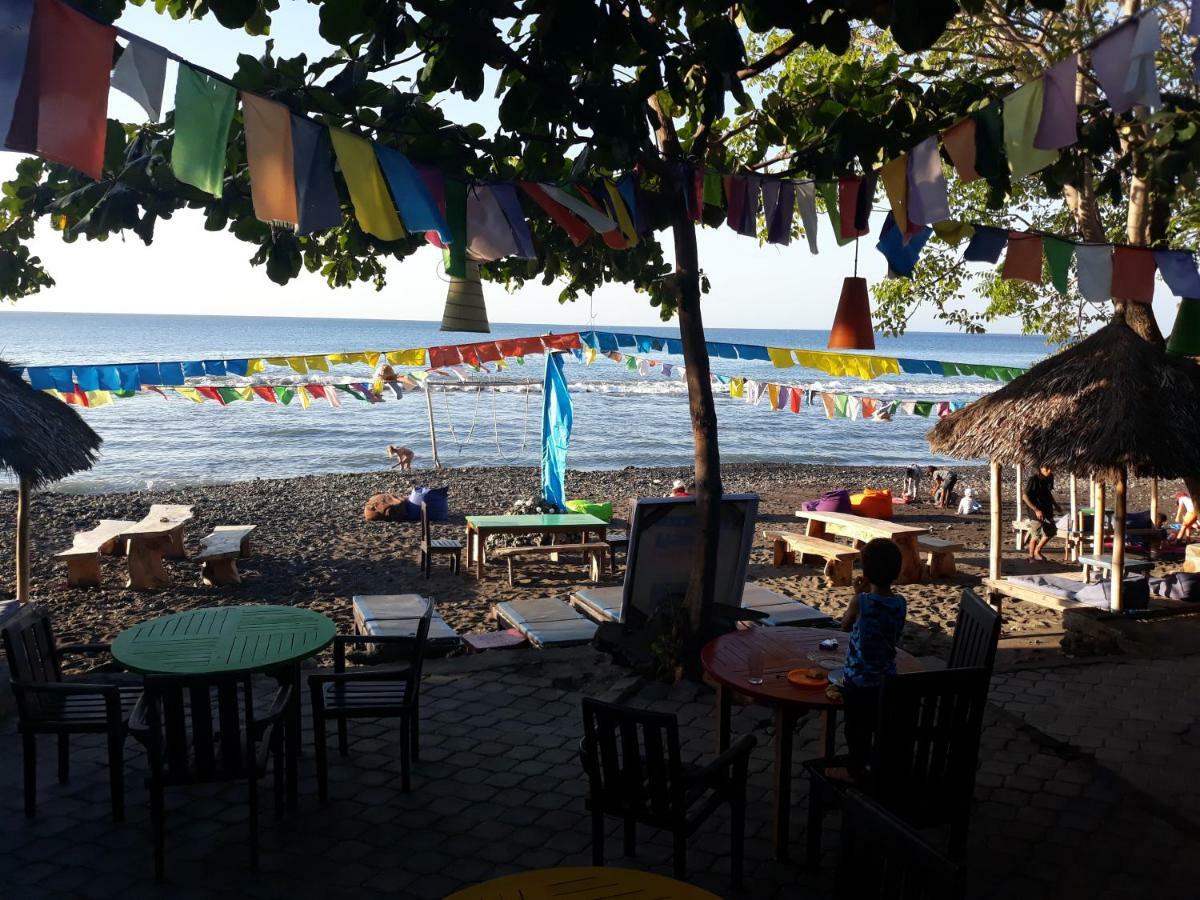 Barracuda Beach Hostel Амед Экстерьер фото