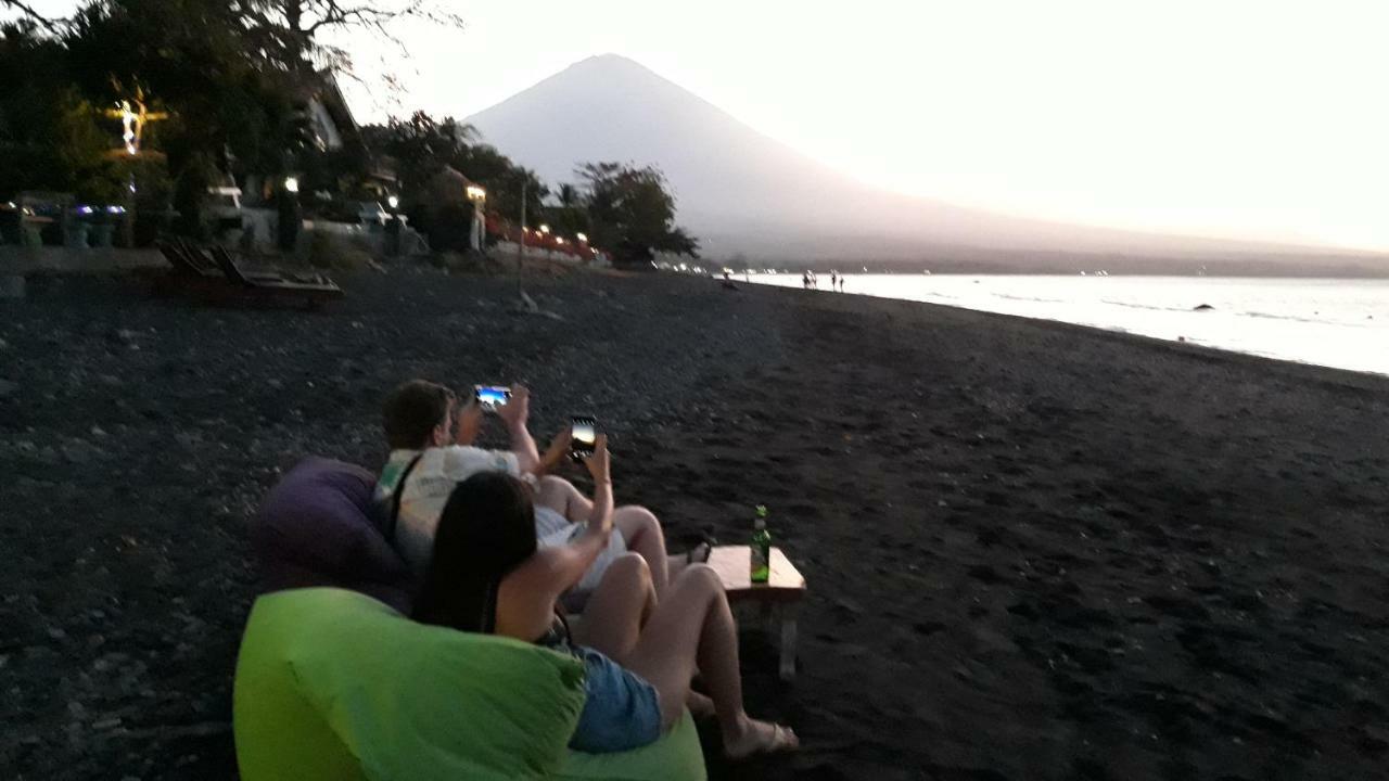 Barracuda Beach Hostel Амед Экстерьер фото